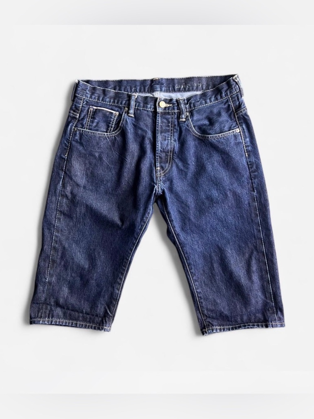 Gap 1969 Slouchy Slim fit selvedge denim shorts Resin Rinse Wash men’s size 32”